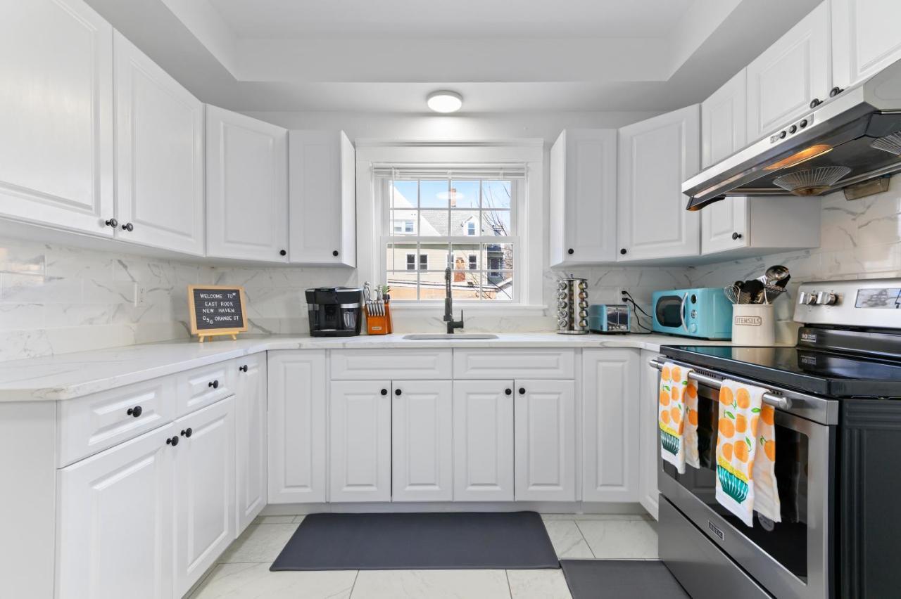 Appartamento Casa Soleada In East Rock Near Dt And Yale Som With Free Parking And King Bed New Haven Esterno foto